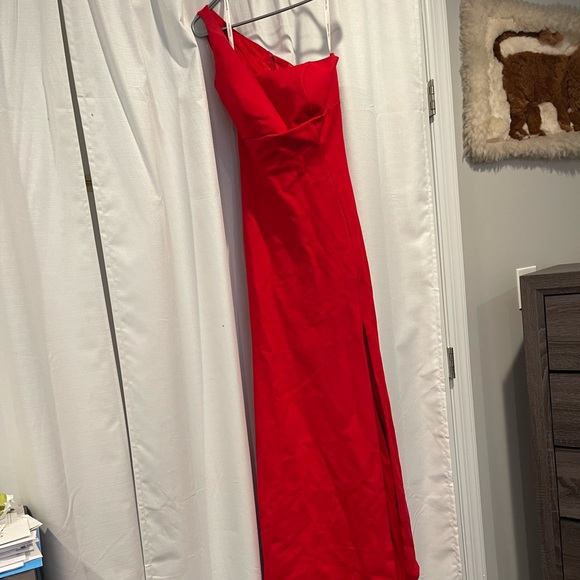 Sherri Hill Sz. 6 Beautiful Red Dress - Picture 2 of 7